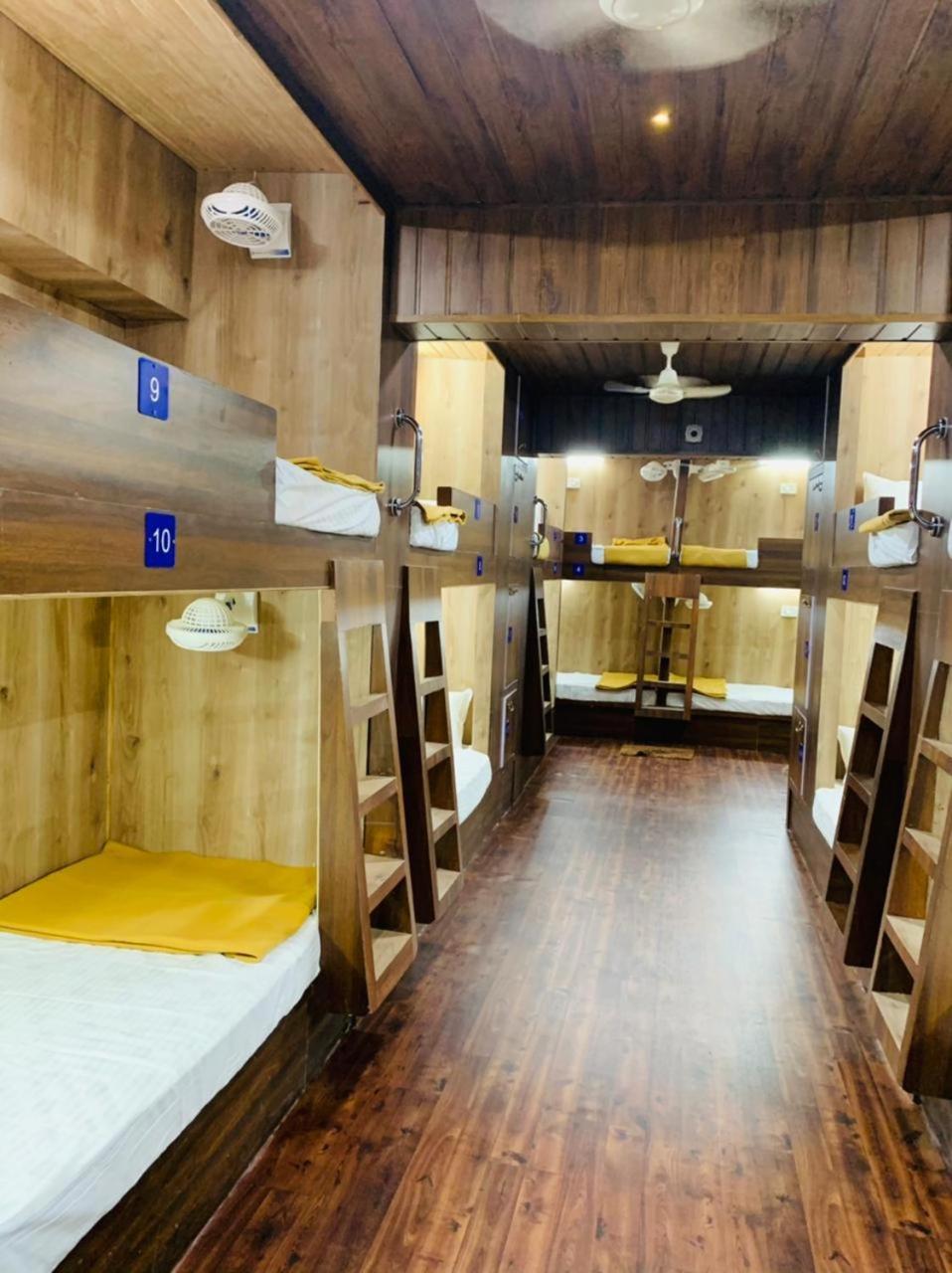 City Stay Deluxe Ac Dormitory Маргао Экстерьер фото